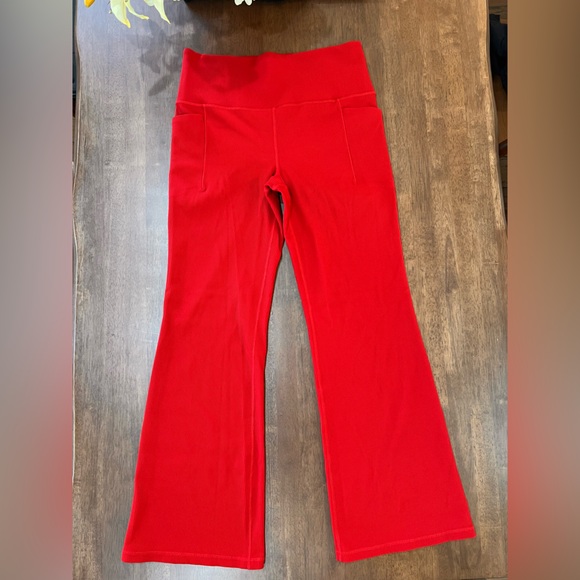 Athleta Salutation Stash Rib Flare Pants XL Red Pockets Yoga Studio Lounge comfy - Picture 8 of 9